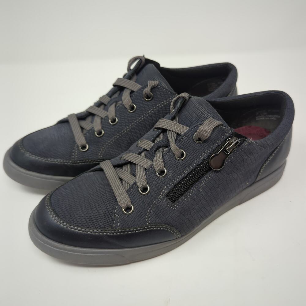 Munro Womens Gabbie Sneaker Shoes Black Low Top Leather Side Zip Size 7.5